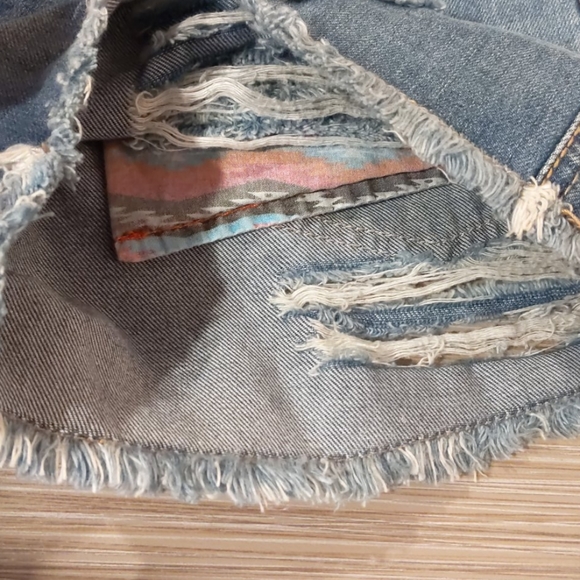 Distressed Denim Shorts by Romeo & Juliet Couture - Picture 11 of 13